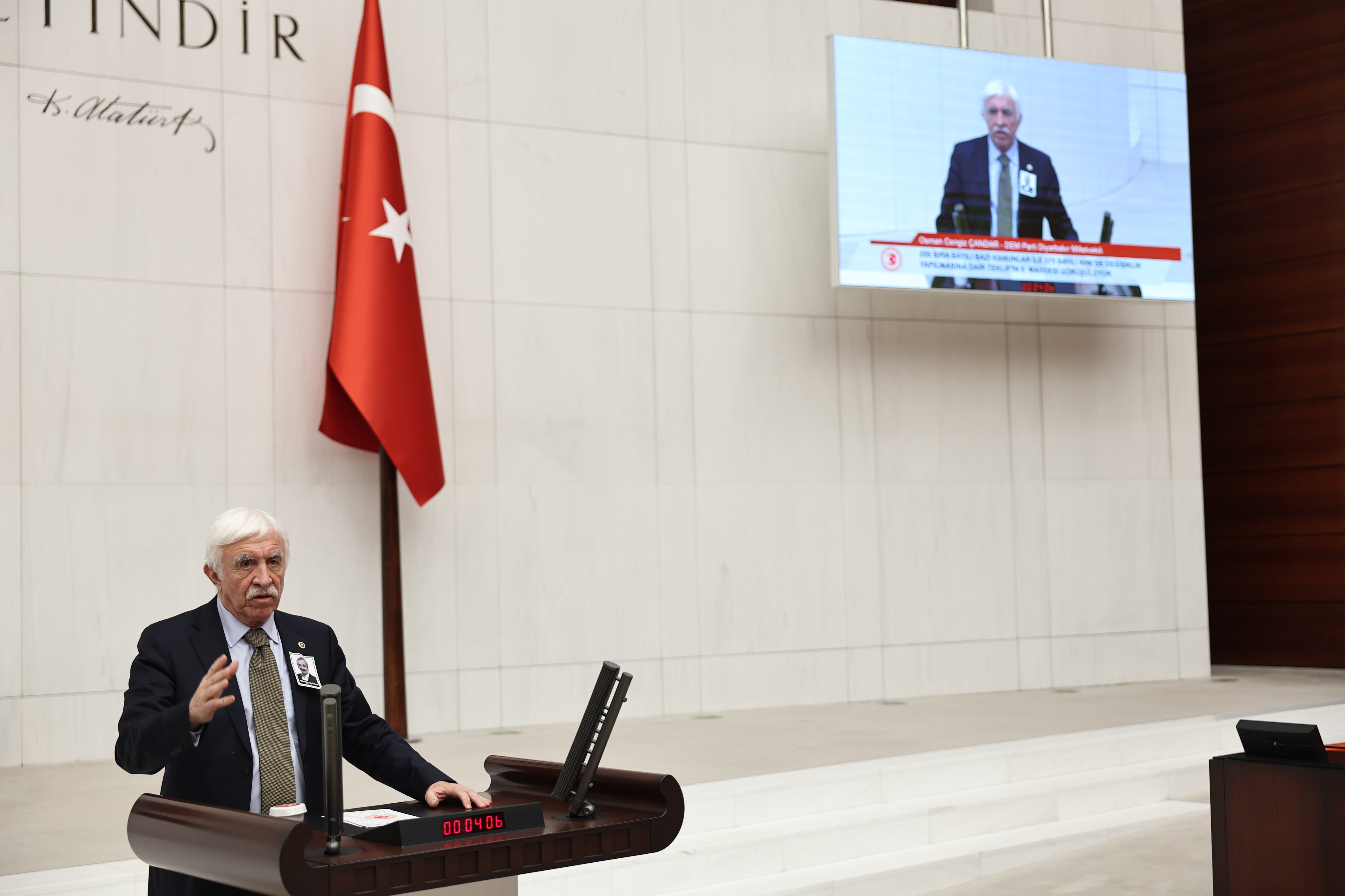 Cengiz Çandar: Sırrı Süreyya toplumsal barışın ne kadar değerli olduğunu ortaya koydu